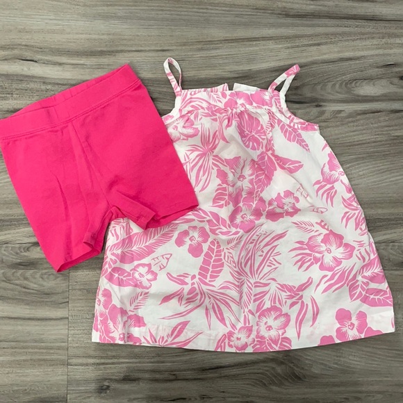 AMAZING PACKAGE DEAL: All Girls Hawaiian themed outfits - Picture 4 of 8